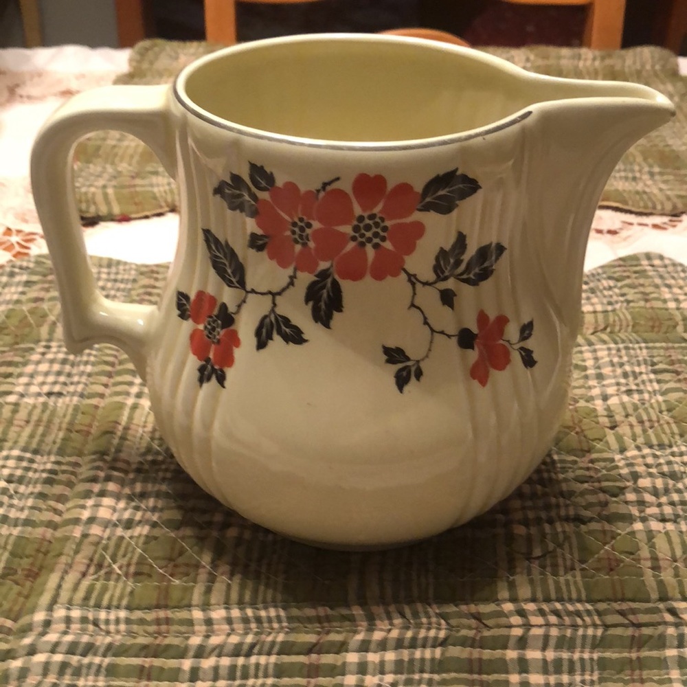 Hall’s Tea Pitcher - Picture 3 of 4